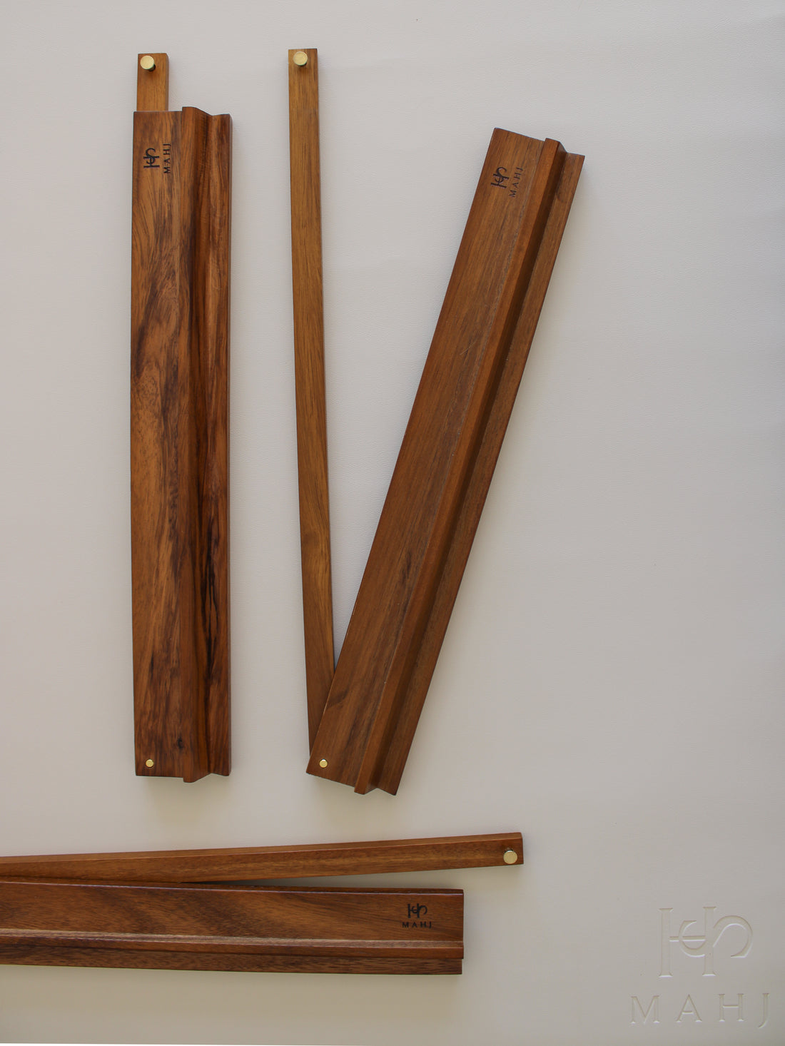 The Regent Rack Set